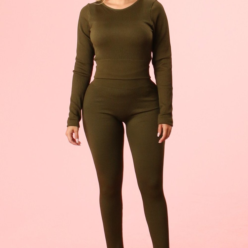 2 Piece Ribbed Olive Set